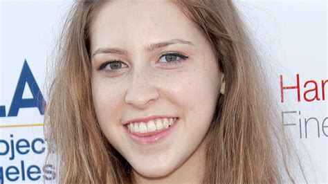 eden sher|the middle cast member dies.